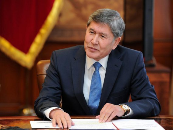 Президент Кыргызстана выучил английский через интернет 