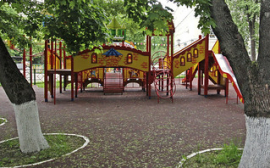 В Московской области выполнили план по установке детских площадок