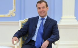 Дмитрий Медведев заверил, что Россия никому не даст отторгнуть новые регионы