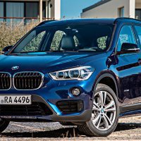 В BMW назвали рублевые цены на новый паркетник X1