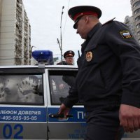Полицией задержан подозреваемый в поджоге «Хаммера» пенсионера москвич