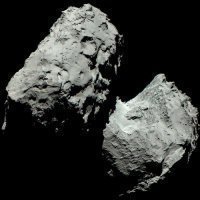 Ученые: Комета Чурюмова-Герасименко оказалась склеена из двух частей