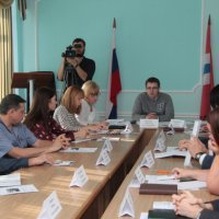 Участники «круглого стола» в Омске говорили о толерантном отношения к людям с ограниченными возможностями