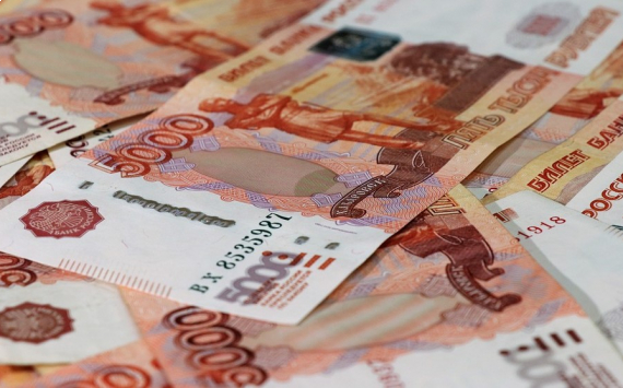 Владимир Путин утвердил поправки в бюджет с «бонусами» для силовиков, банков и госканалов