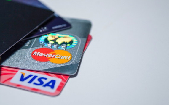 Masterсard и Visa снизили комиссии за приём карт для крупных интернет-магазинов