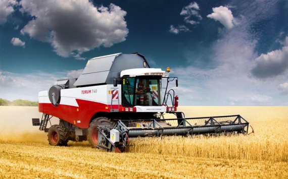Волгоградские сельхозпроизводители собрали первый миллион тонн зерна