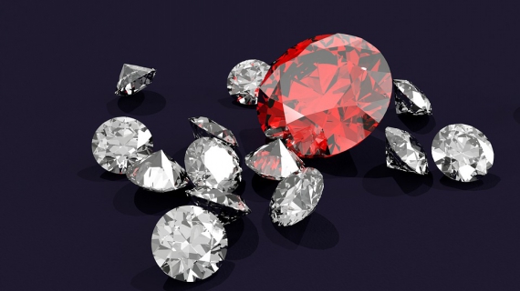 ВТБ обеспечил банковское сопровождение первой поставки алмазов в Китай за рубли 