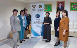 В Туркменистане 300 педагогов русского языка прошли курсы повышения квалификации