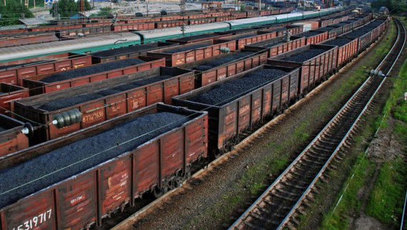ОАО "РЖД" обеспечивает перевозки рекордного объема угля в направлении Дальнего Востока