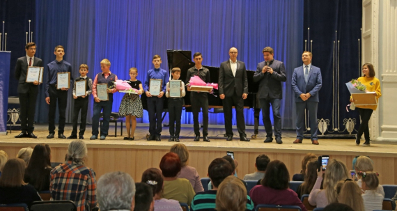 «Газпром» наградил юных музыкантов