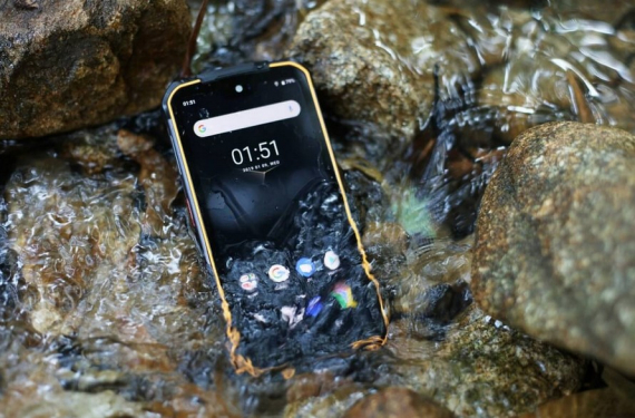 DOOGEE S68 Pro – первый в мире «неубиваемый» смартфон с функцией беспроводной обратной зарядки