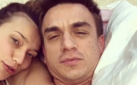 Влад Топалов пожаловался Instagram-подписчикам на сына, не дающего ему высыпаться
