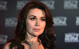 Представителю Анастасии Заворотнюк запретили говорить о самочувствии актрисы