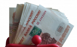 Экономист Зубец: В России на фоне дефицита кадров вырастут зарплаты