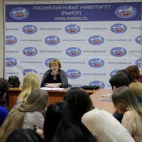 Татьяна Полякова рассказала студентами про детектив