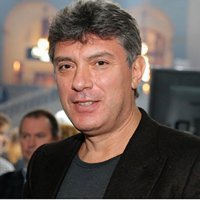 СМИ: В Немцова стреляли из разных пистолетов  
