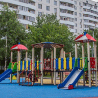 Детские площадки в центре Москвы оборудуют видеокамерами