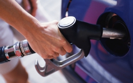 В Рязанской области упали цены на бензин