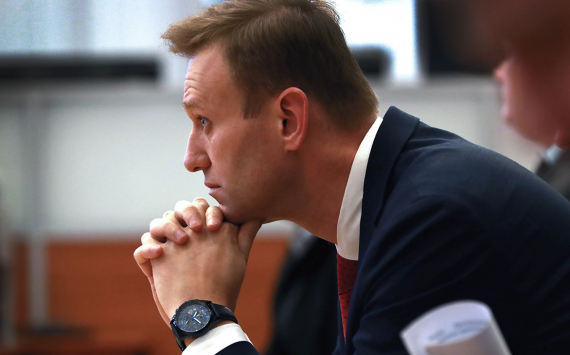 Навальный принял веские доказательства о связи Соболь с картелем