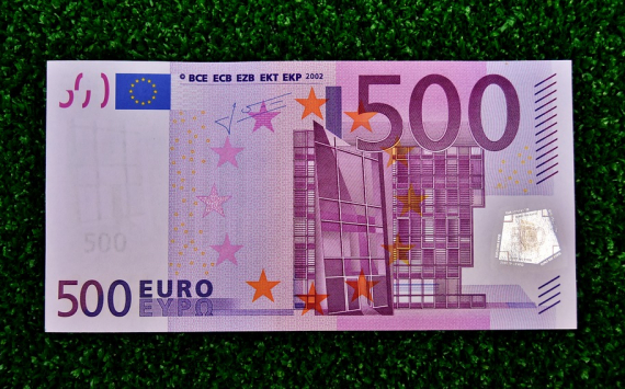 ЕС прекращает выпуск банкноты в 500 евро