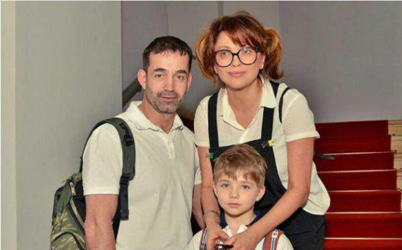 54-летняя Ольга Дроздова не сдержала слез на присяге единственного сына