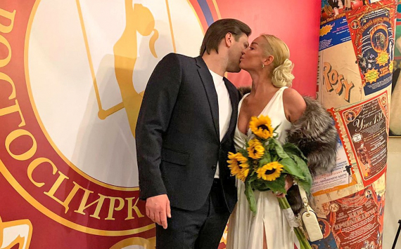 «От него исходит сексуальная энергия»: Анастасия Волочкова оправдалась за поцелуй с Эдгардом Запашным