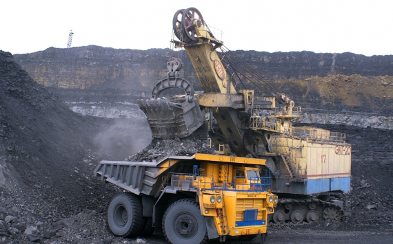 Михаил Мишустин поручил вице-премьерам до 12 марта обсудить стратегию развития угольной отрасли