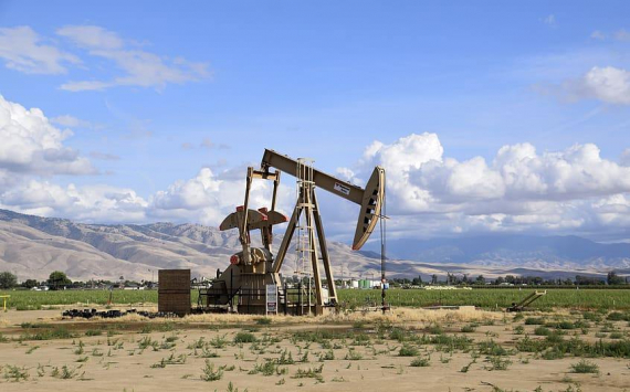 Герман Хан посоветовал нефтекомпаниям прекратить попытки остановить удешевление нефти