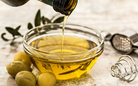 Эксперты назвали 10 преимуществ оливкового масла