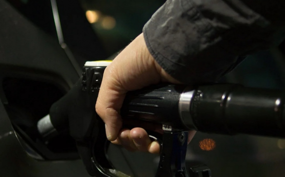 Автоэксперт рассказал о проблемах массового перевода автомобилей на газ в РФ