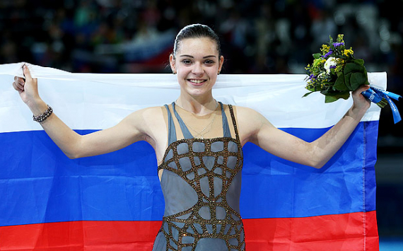 Аделина Сотникова показала себя в костюме 10-летней давности