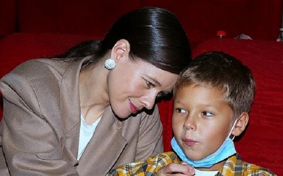 Екатерина Шпица с сыном, Гоша Куценко с детьми и другие появилась на премьере «Вратаря Галактики»