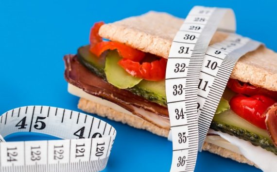 Ученые назвали способ похудения без голоданий