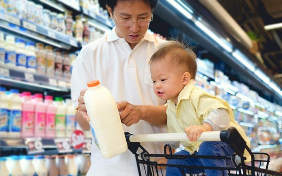Поставлять молочную продукцию в КНР смогут еще 6 российских производителей, заявили в Россельхознадзоре