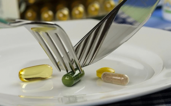 Ученые из США предупредили об опасности разжёвывать витамины