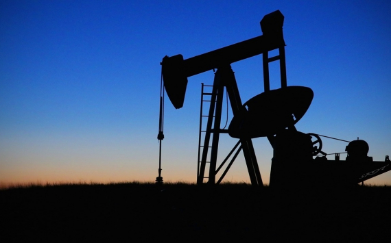 Цена на российскую нефть марки Urals возвращается на докризисный уровень