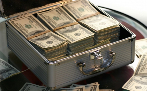 Экономист Хазин назвал основную опасность для валютных вкладов россиян