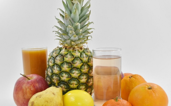 Медики назвали неожиданную пользу ананасового сока для долголетия