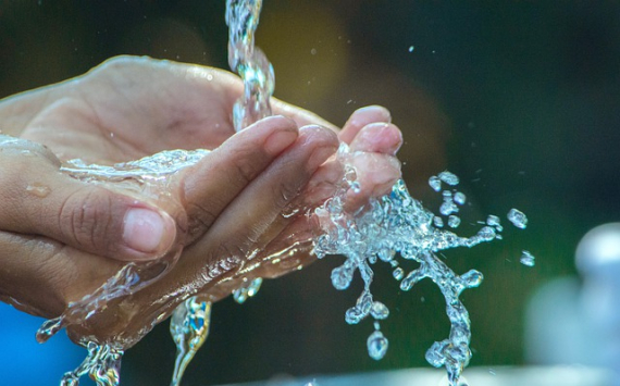 Британский диетолог рассказала о суточной норме потребления воды для женщин и мужчин