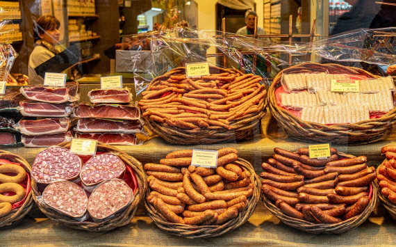 В России цены на колбасу и сосиски могут вырасти на 15%