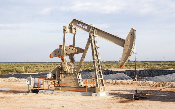 Нефть растет в цене, поскольку ОПЕК+ рассматривает возможность пролонгации, а не увеличения добычи