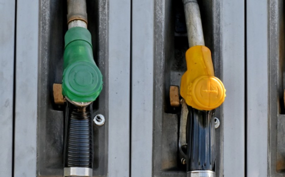 Козак предупредил о резком росте цен на бензин в России