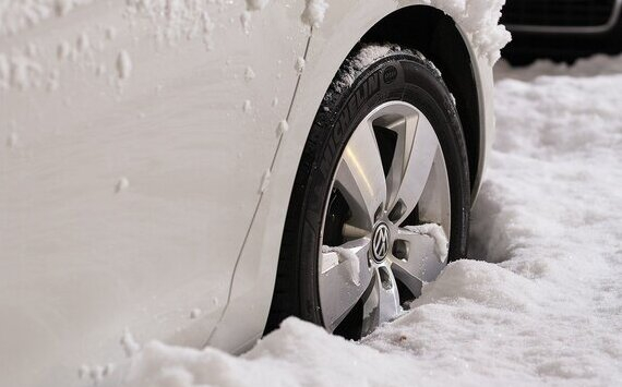 Автоэксперт назвал способ сберечь двигатель машины в сильный мороз
