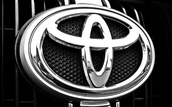 Toyota отзовет в России для ремонта почти 10 000 автомобилей