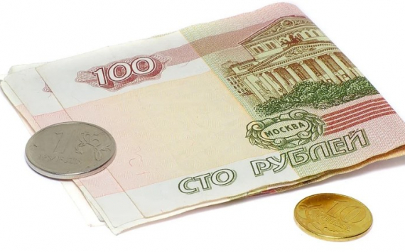 Новую банкноту в 100 рублей представить могут в ближайшие месяцы или недели