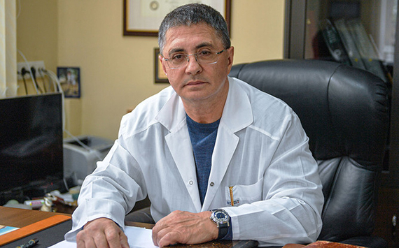 Доктор Александр Мясников выступил с предложением прекратить массовое тестирование на коронавирус