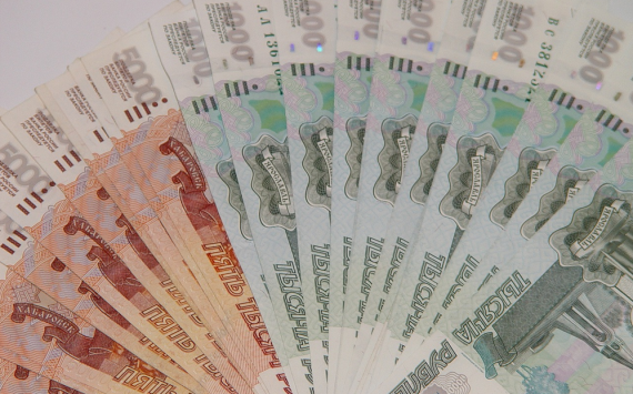 Состоятельные россияне предпочитают хранить сбережения наличными деньгами