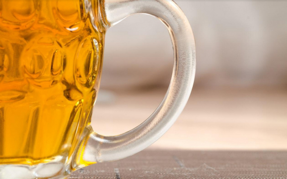 Власти страны задумались над пошлинами на пиво из "недружественных" стран