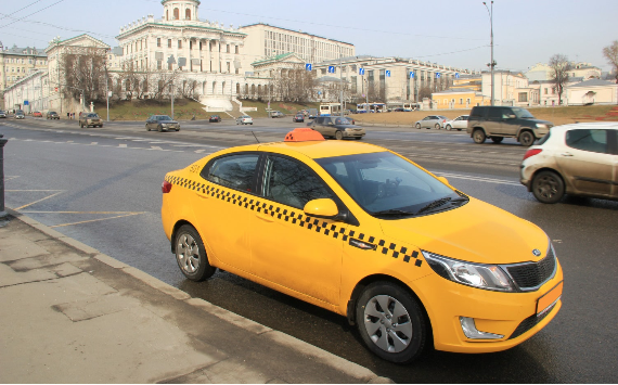 В Госдуме предложили штрафовать агрегаторов за отсутствие страховки у водителей