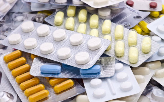 Столичный завод поставил 300 тыс. упаковок медицинских препаратов в учреждения